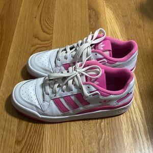 Pink adidas forum low W 8.5 or Y 7